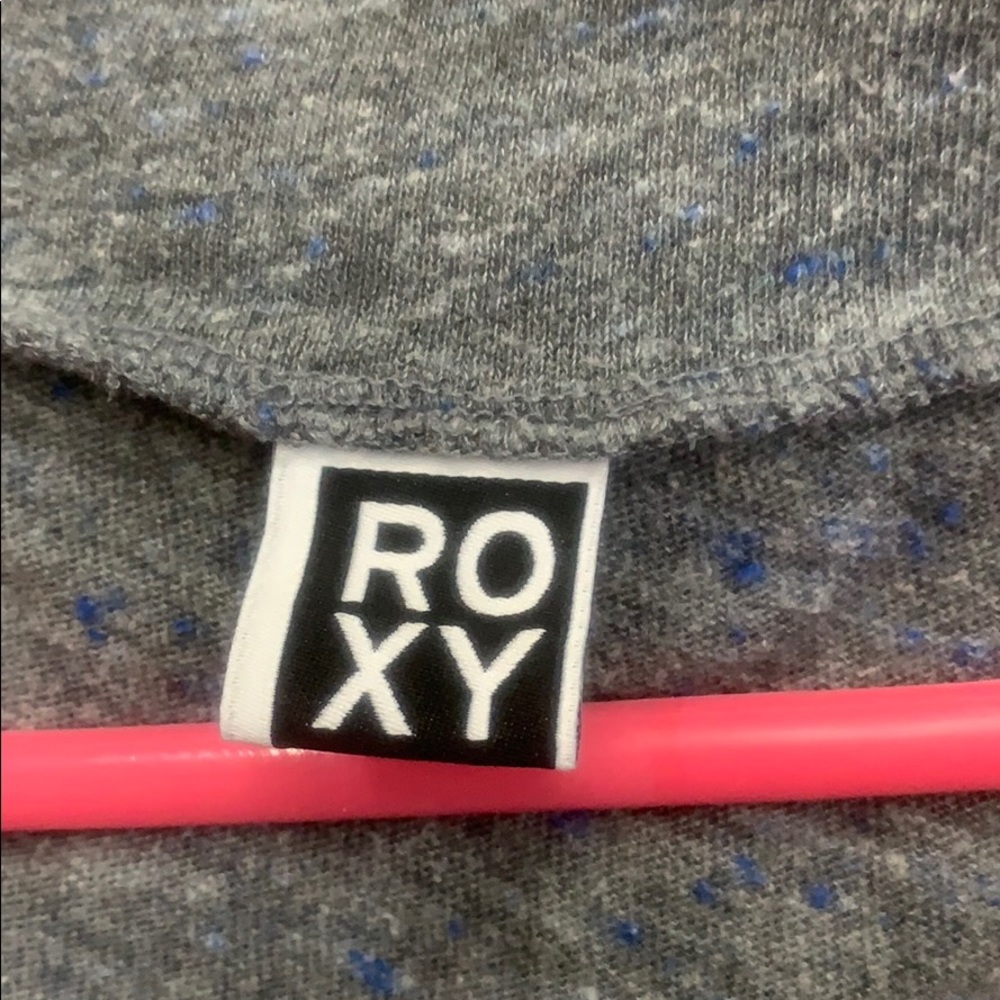 Roxy - Picture 3 of 3